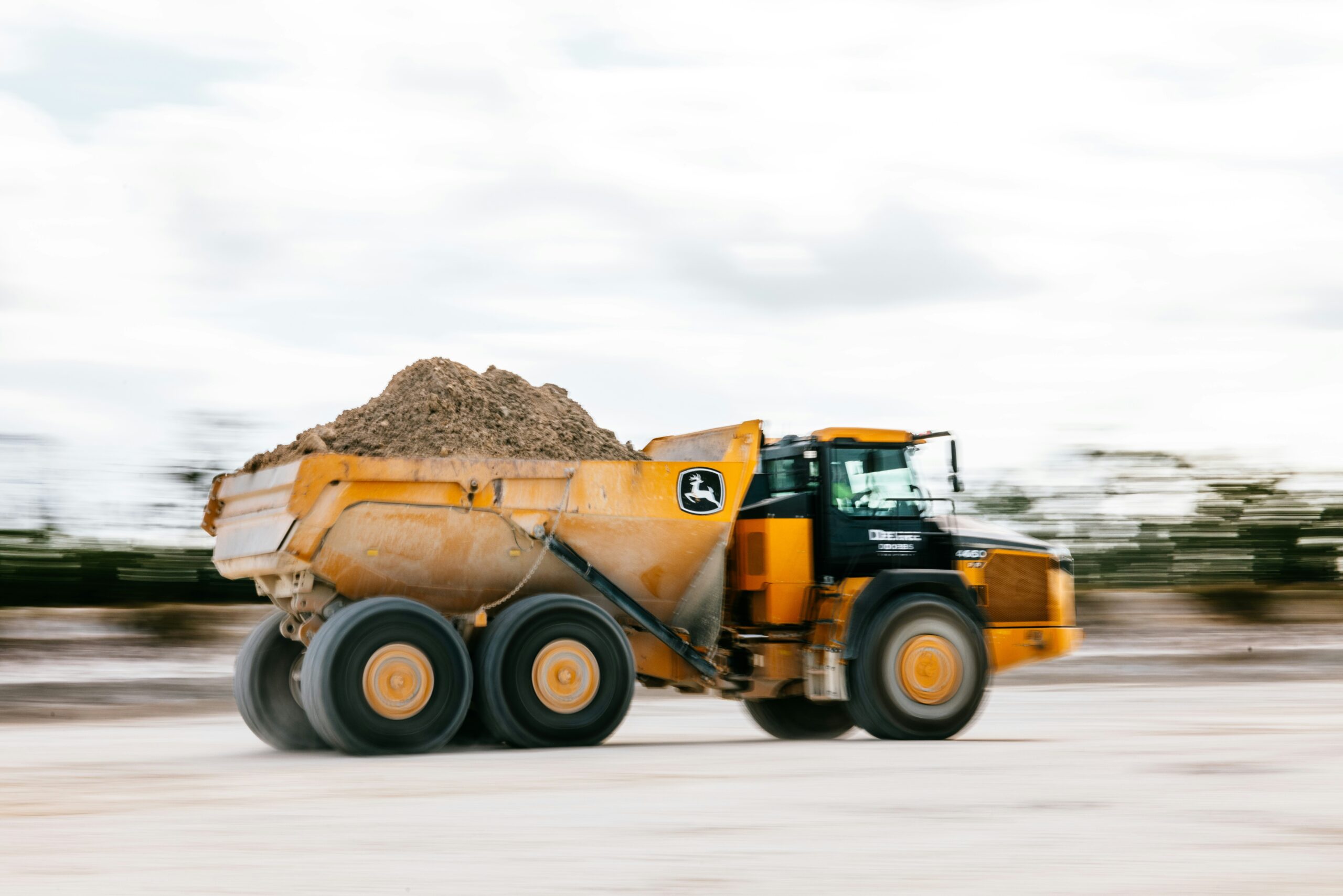 john-kakuk-FrDucYiLaB8-unsplash